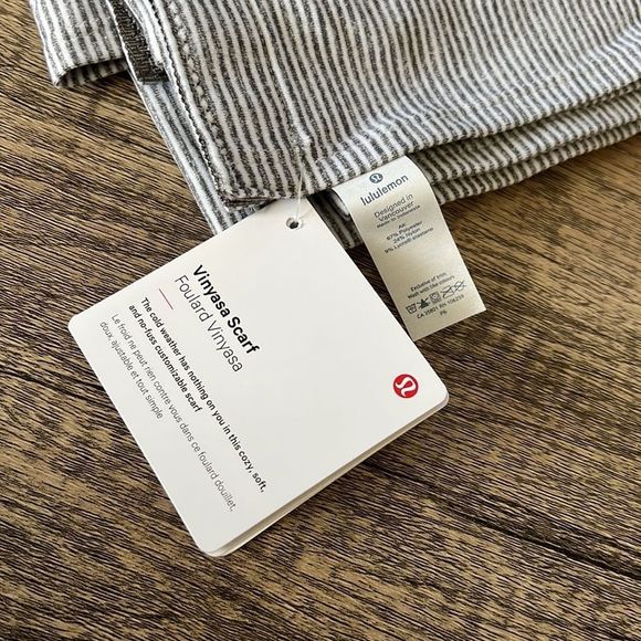 Lululemon Vinyasa Scarf - Picture 8 of 15
